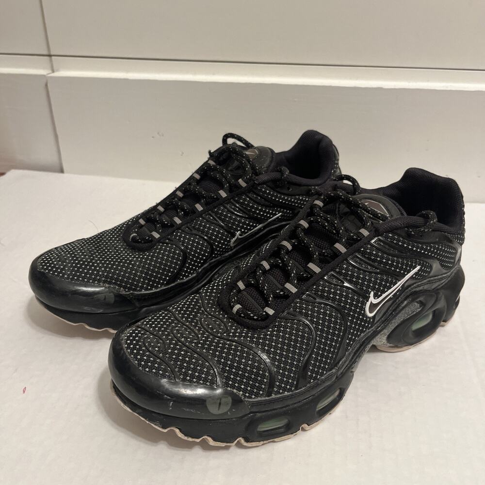 NEW NIKE AIR MAX PLUS QS GS CROCODILE BLACK SIZE 5.5Y CV2392-001